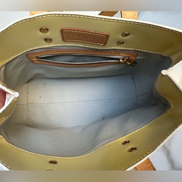 Authentic Louis Vuitton VERNIS mini bag w/COA - Picture 12 of 12